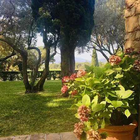 Provencale Familiale Avec Piscine Villa