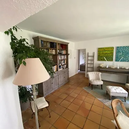 Provencale Familiale Avec Piscine Villa *